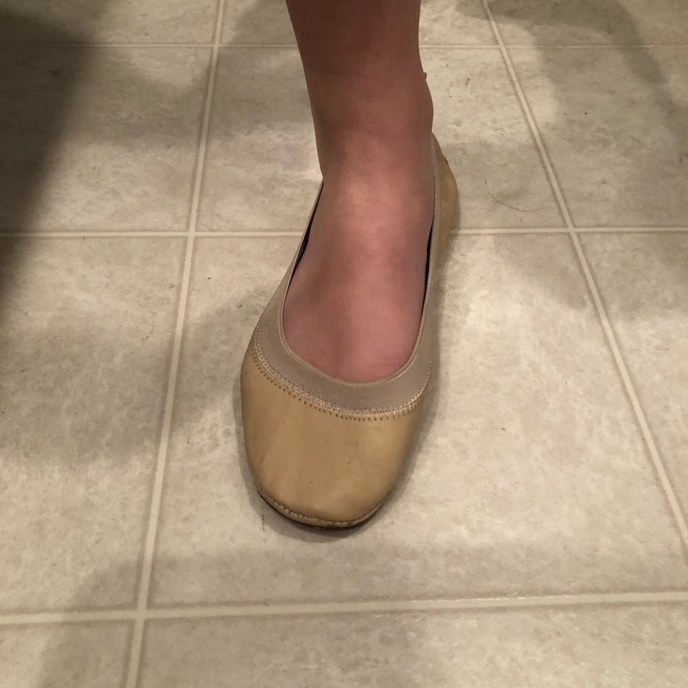 Cream Yosi Samra flats size 9